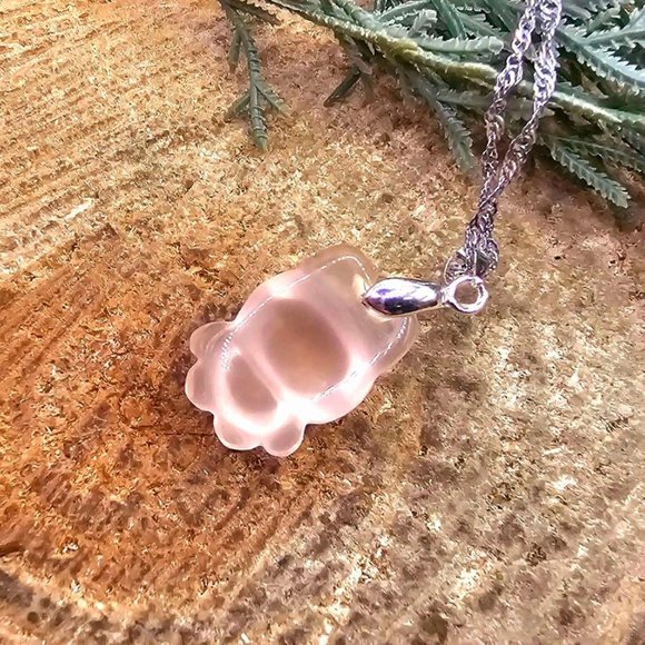 Adorable Nature Rose Quartz Hand Carved Rabbit Pendant Necklace - Picture 6 of 10